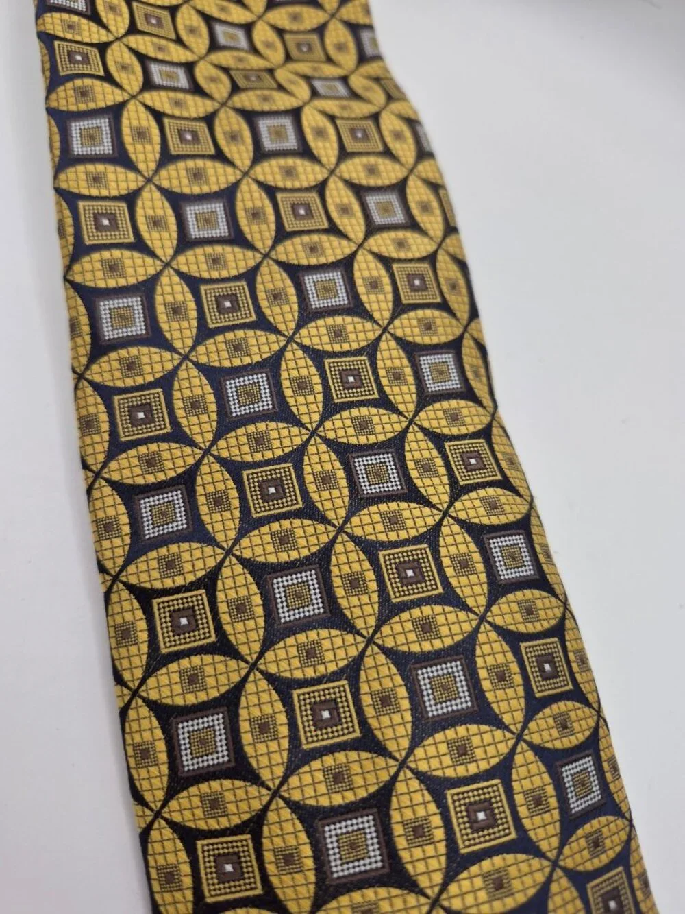Jos. A. Bank Signature Collection Mens Silk Tie Yellow  Navy Geometric Pattern